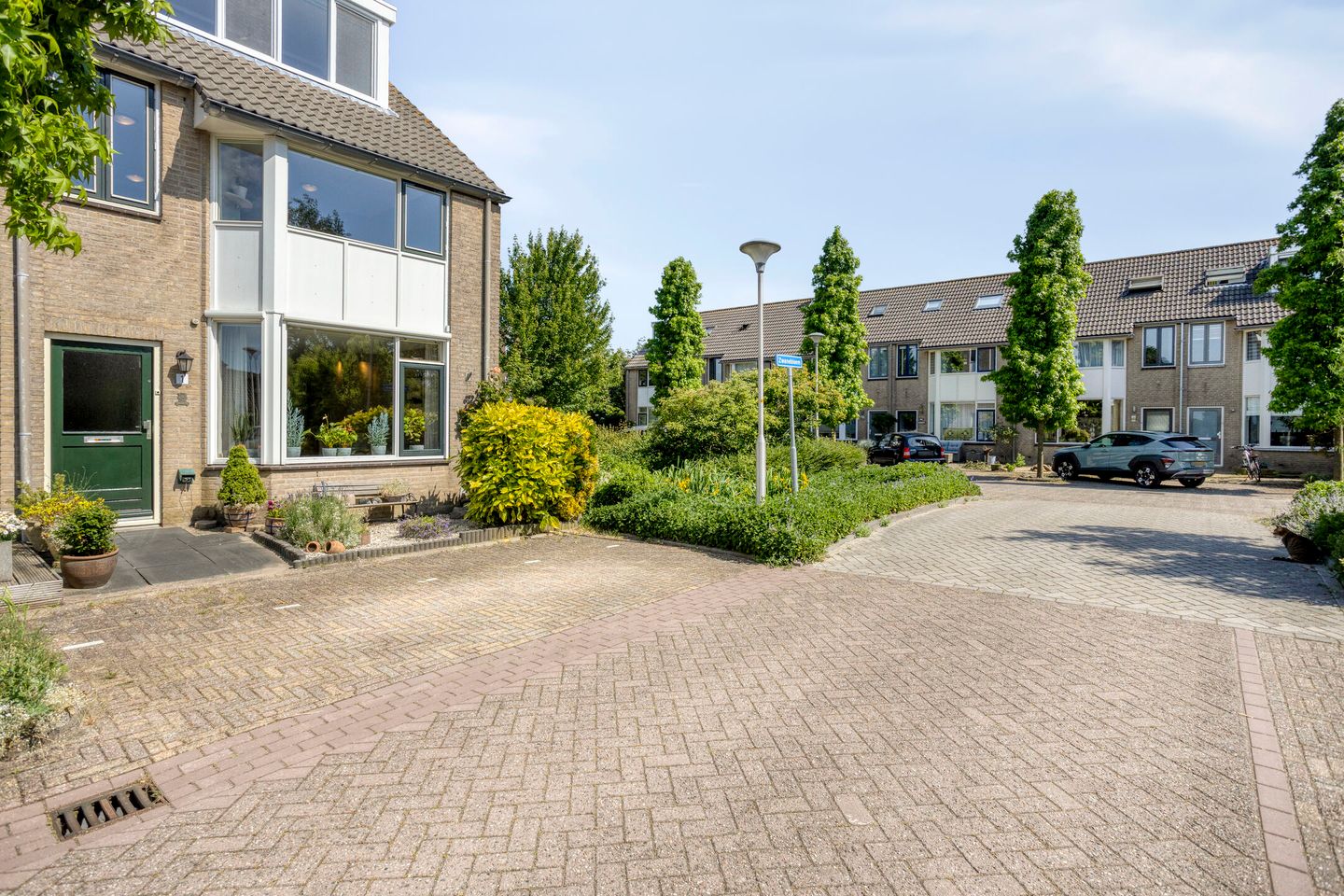 Photo 35 of Zwanebloem 1