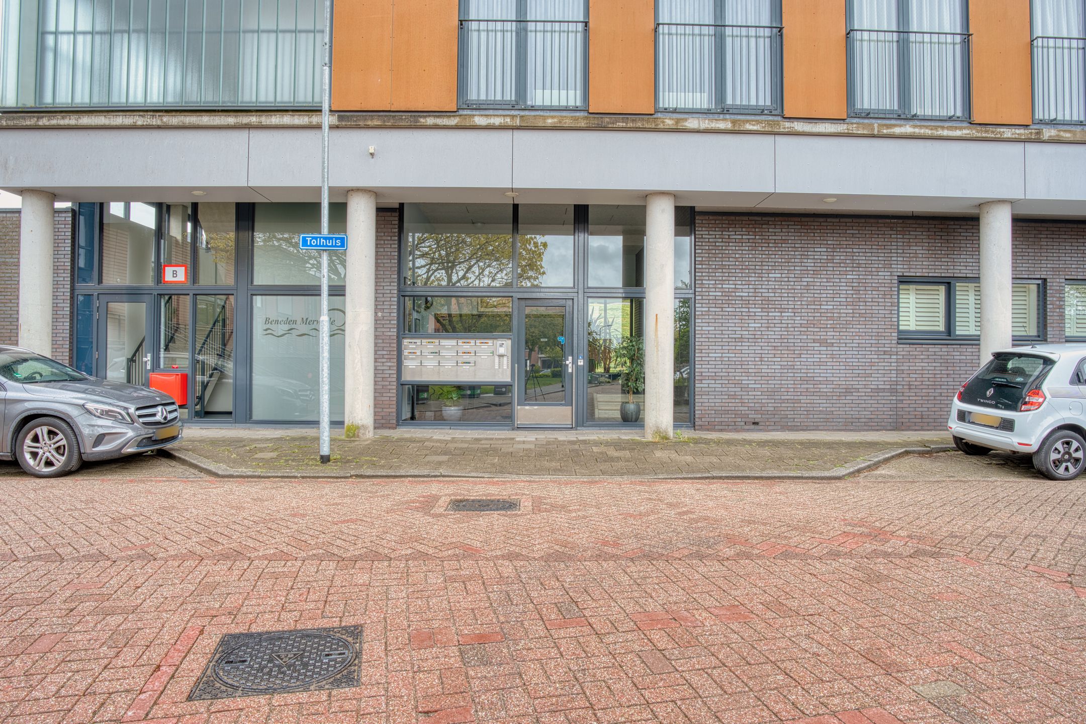 Apartment in Zwijndrecht, Oostkeetshaven - More