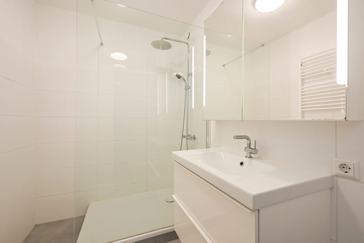 Foto 3 van Cornelis Houtmanstraat 7-A