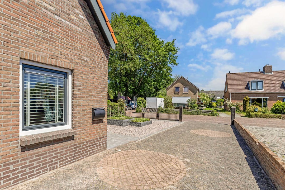 Photo 53 of Schoolstraat 16