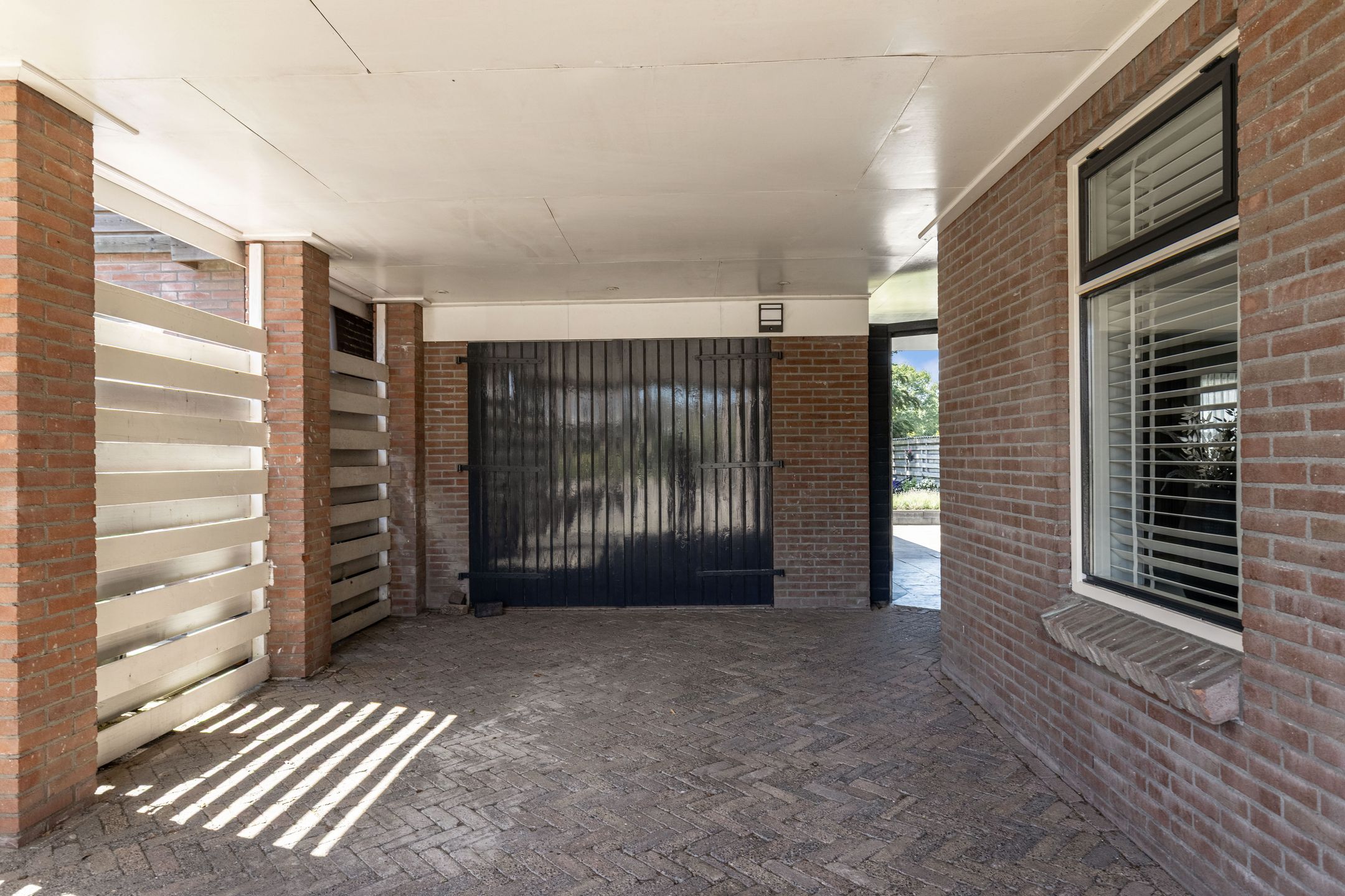 Photo 54 of Schoolstraat 16