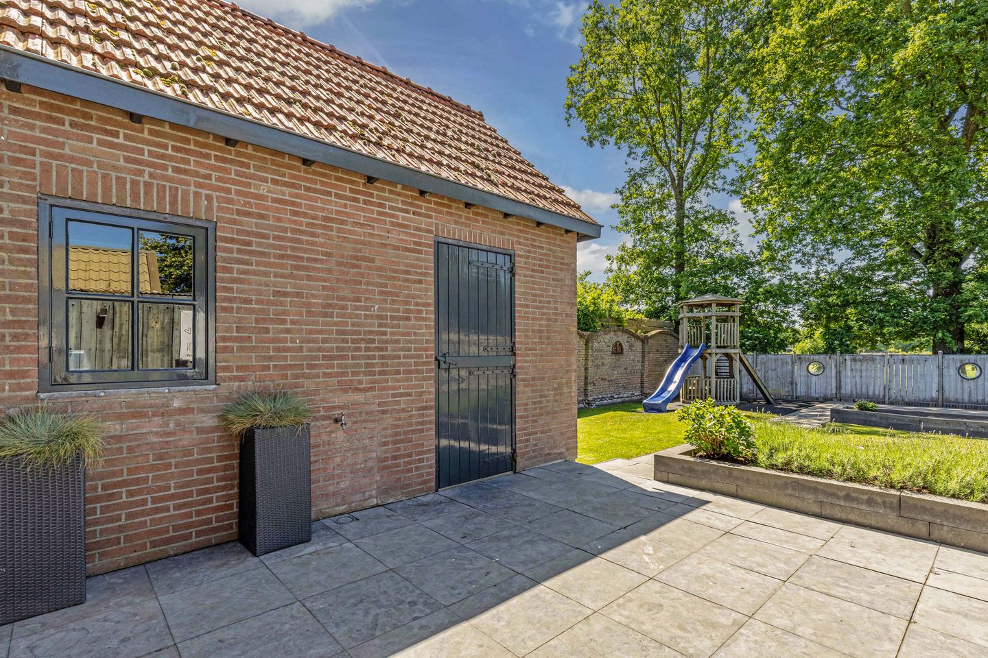 Photo 49 of Schoolstraat 16