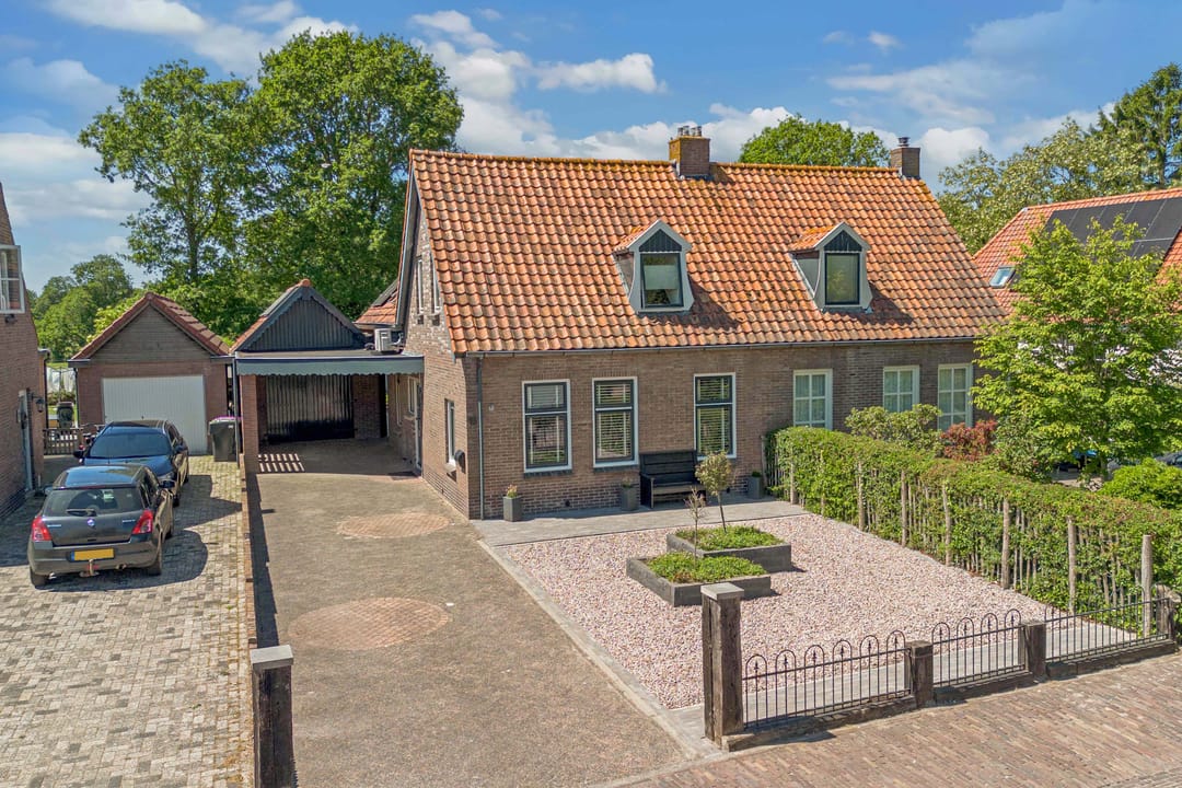 Photo 56 of Schoolstraat 16