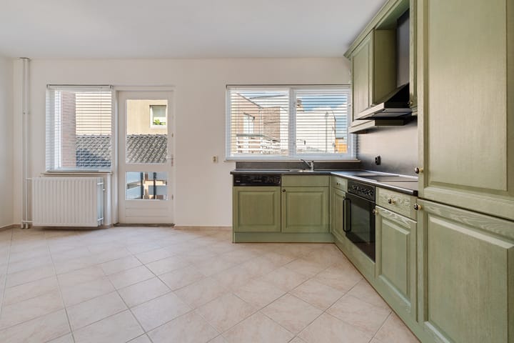 Tussenwoning te koop: Haarlemmerstraat 1A, Zandvoort