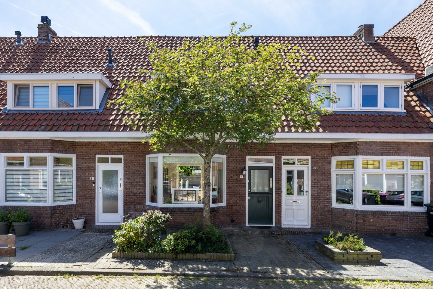 Photo 1 of Beetgumerstraat 21