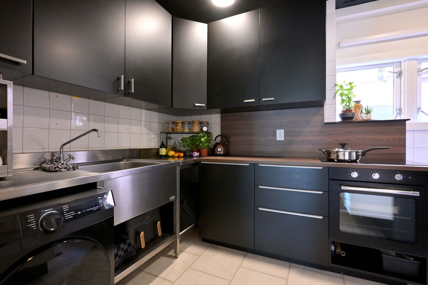 Bekijk foto 3 van Beukerstraat 83