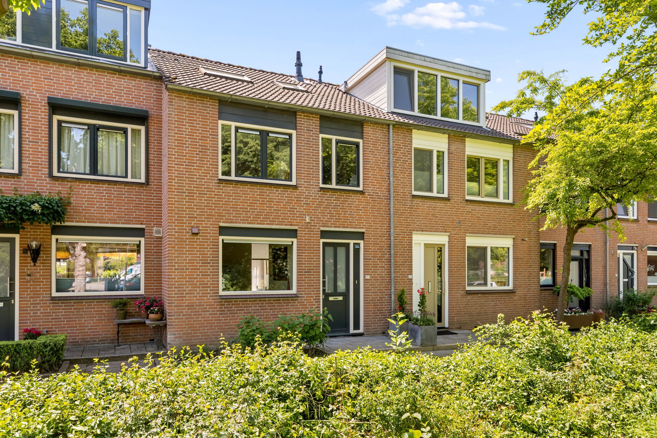 Dovenetelhof 37 