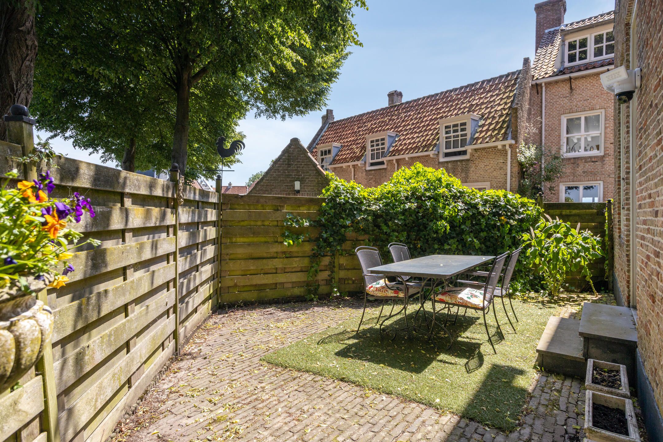 Characteristic detached house with unique layout and river views in Heusden — 42