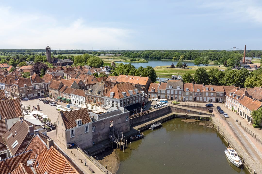 Characteristic detached house with unique layout and river views in Heusden — 56