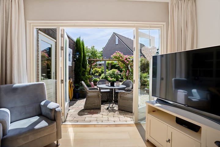 Hoekwoning te koop: Vierkant 20, Wognum