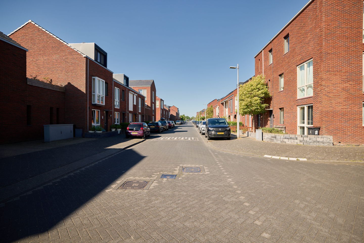 Foto 40 van Van den Broekstraat 59