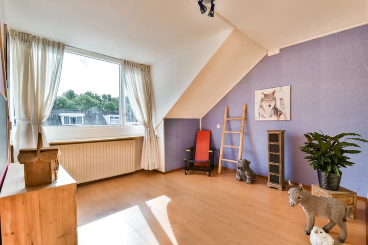 Tussenwoning te koop: Minnaertweg 52, Dordrecht