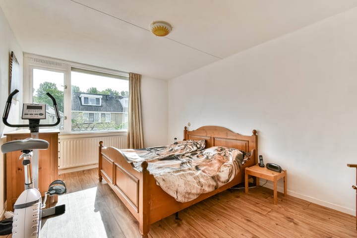 Tussenwoning te koop: Minnaertweg 52, Dordrecht