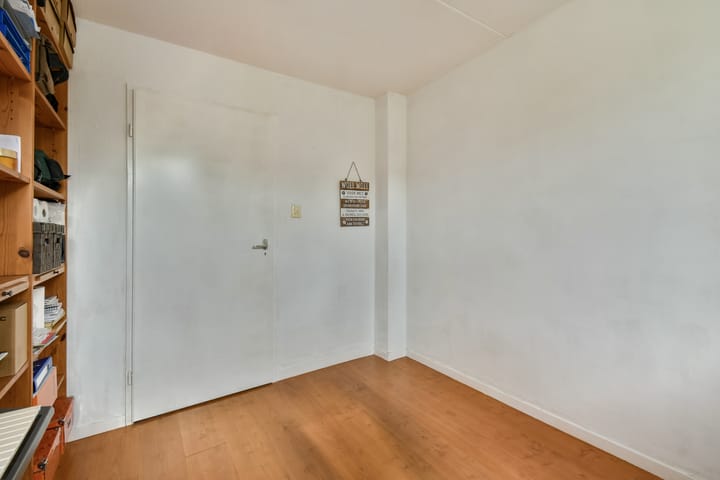 Tussenwoning te koop: Minnaertweg 52, Dordrecht