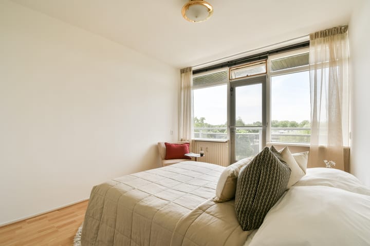 Appartement te koop: Flevolaan 159, Amstelveen