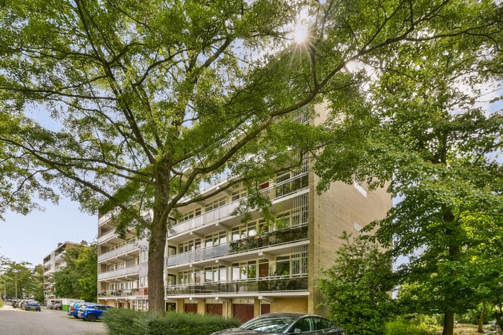 Appartement te koop: Flevolaan 159, Amstelveen