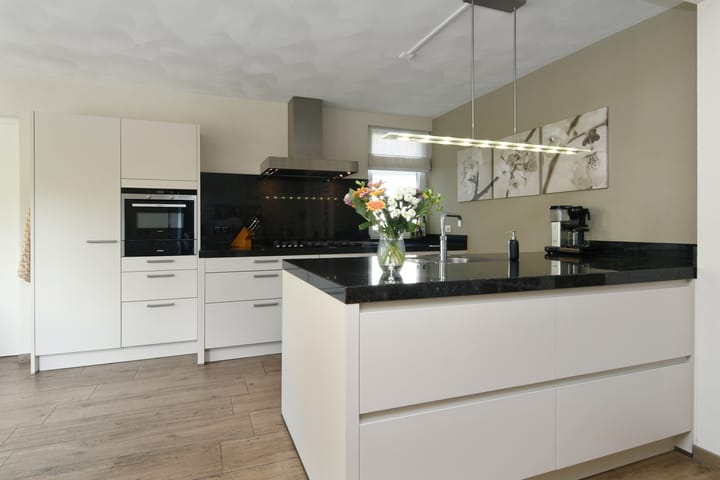 Foto 3 van Verzetsheldenlaan 21