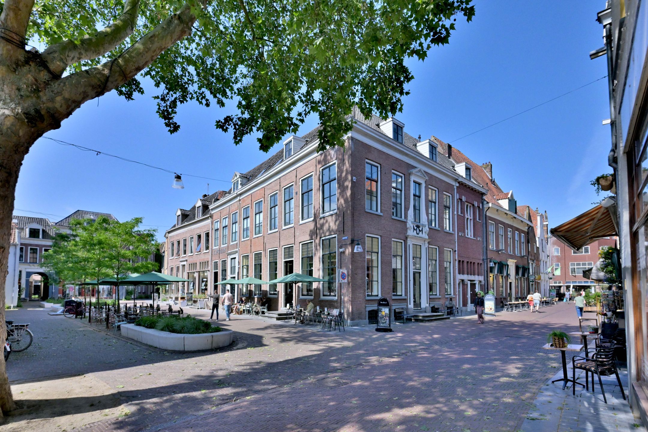 Foto 48 van Beukerstraat 83