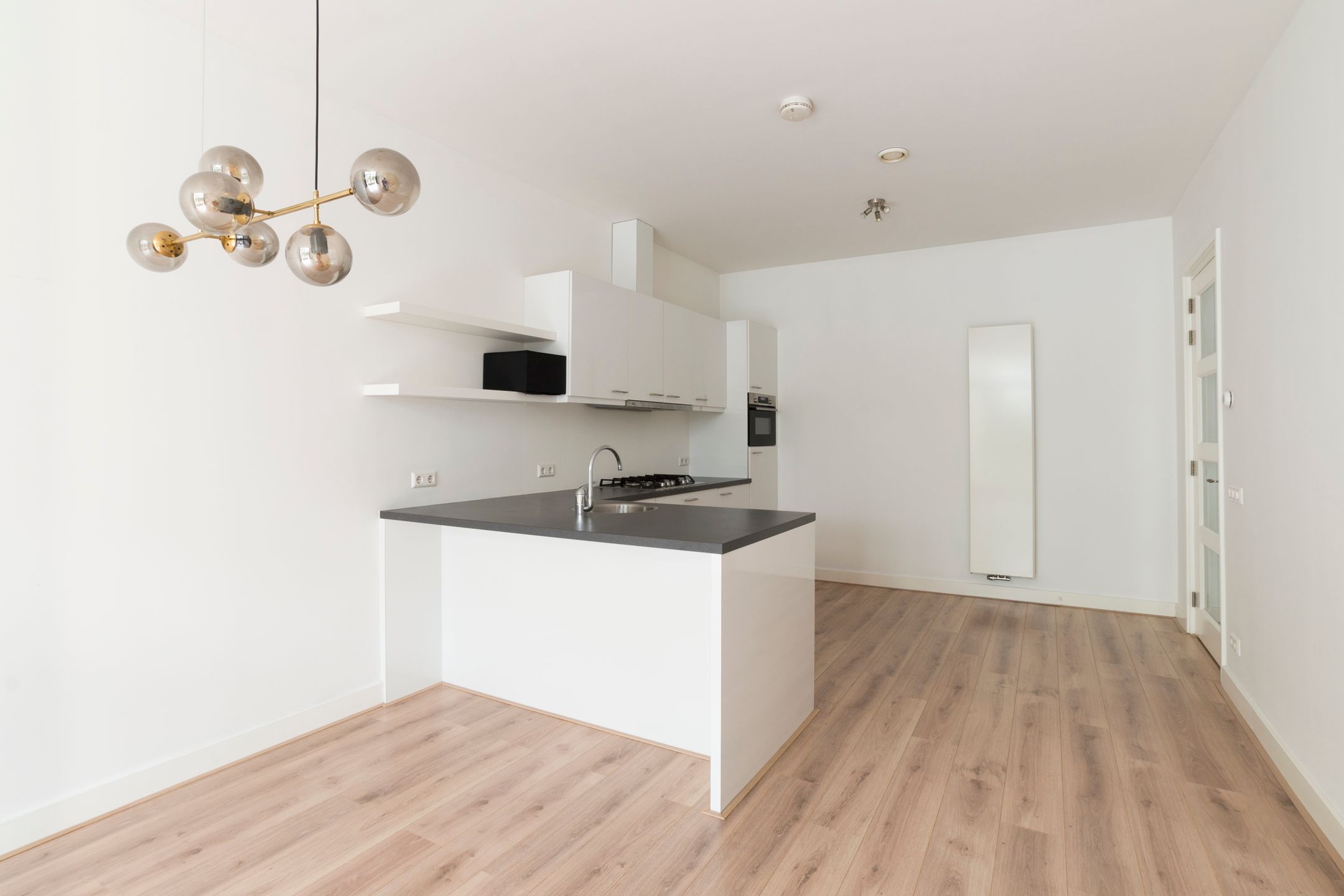 Photo 9 of Van Ostadestraat 180-H
