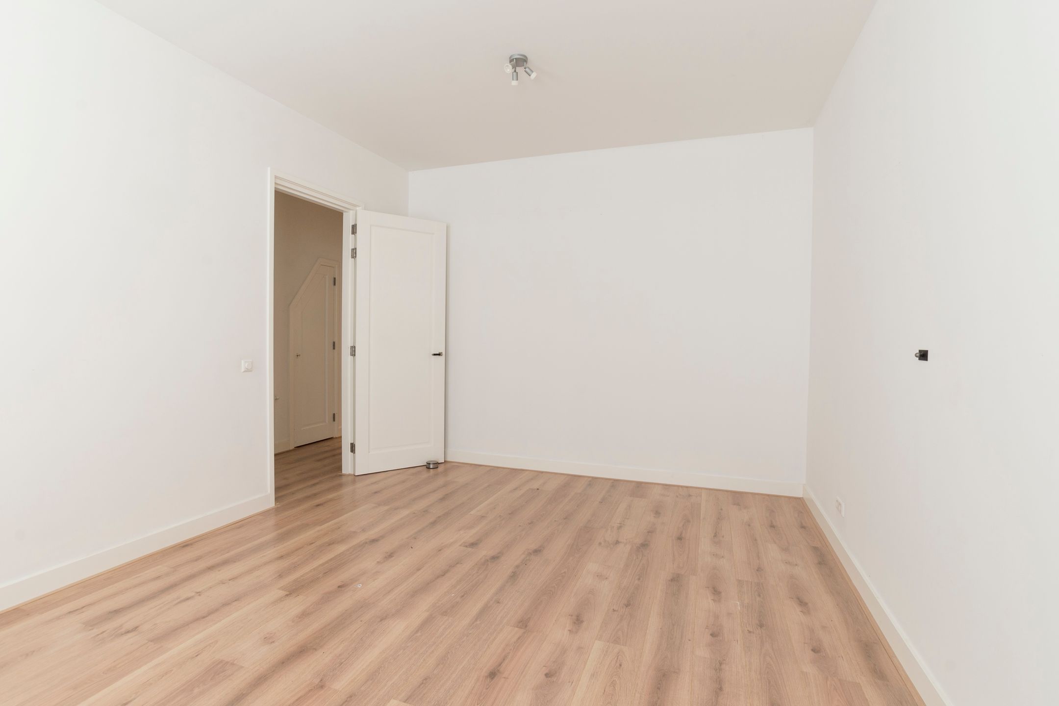 Photo 6 of Van Ostadestraat 180-H
