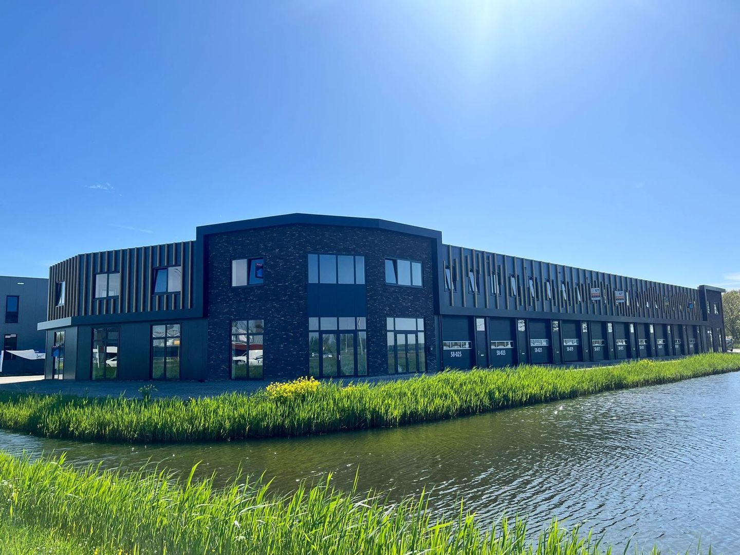 View photo 3 of Energieweg 58-017