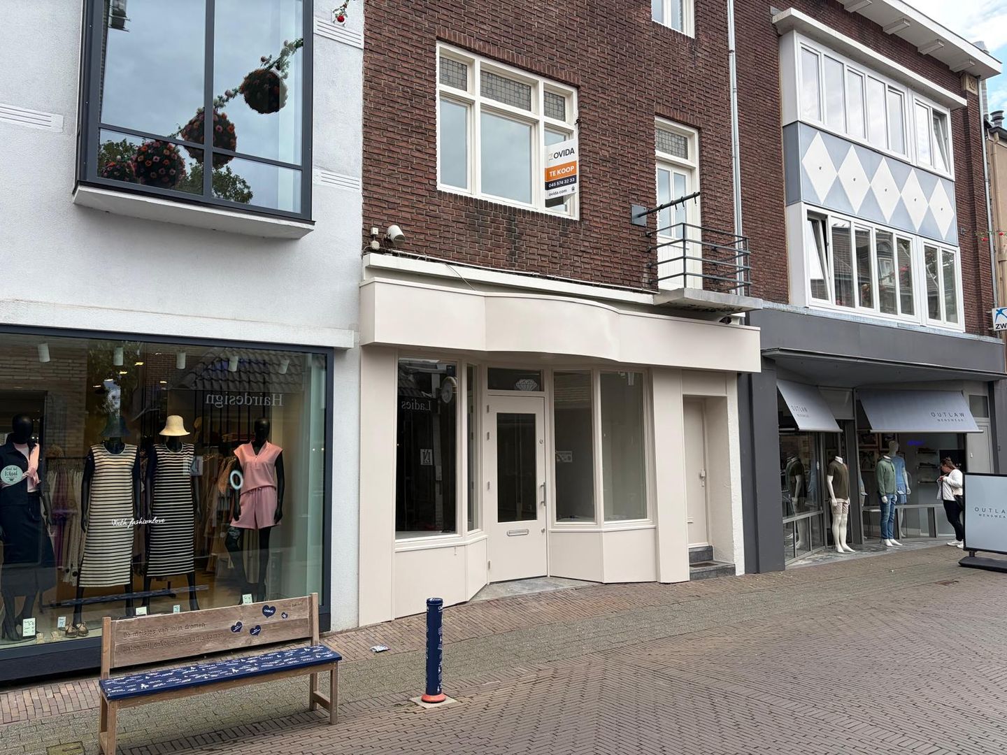 View photo 3 of Dautzenbergstraat 25-27