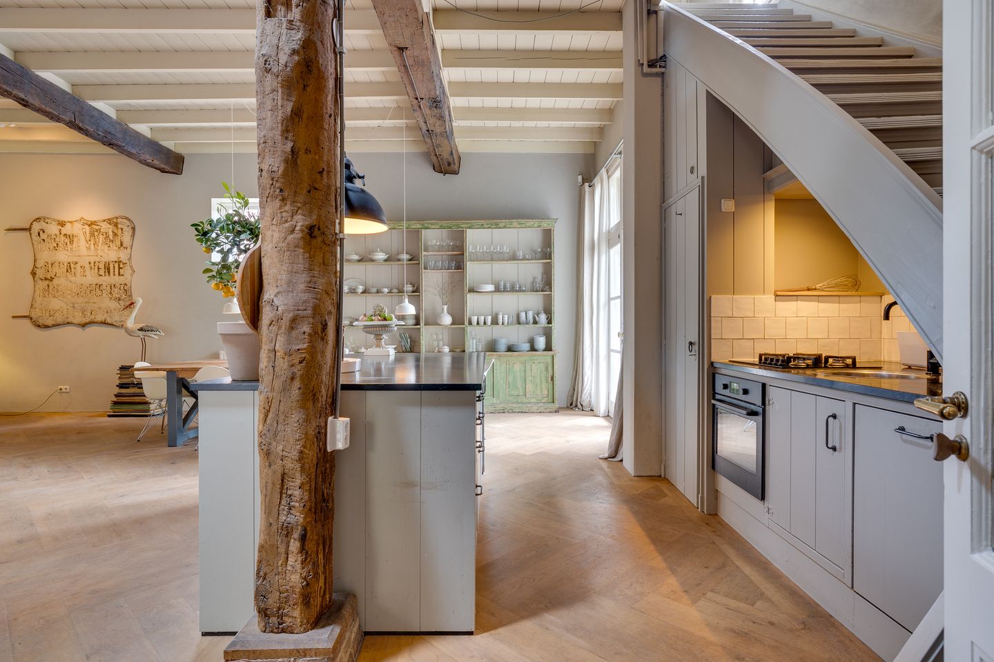 Photo 10 of Burgemeester van den Boschstraat 3