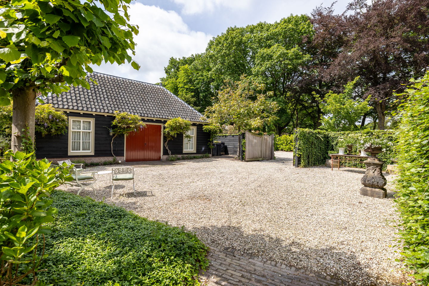 Photo 40 of Burgemeester van den Boschstraat 3