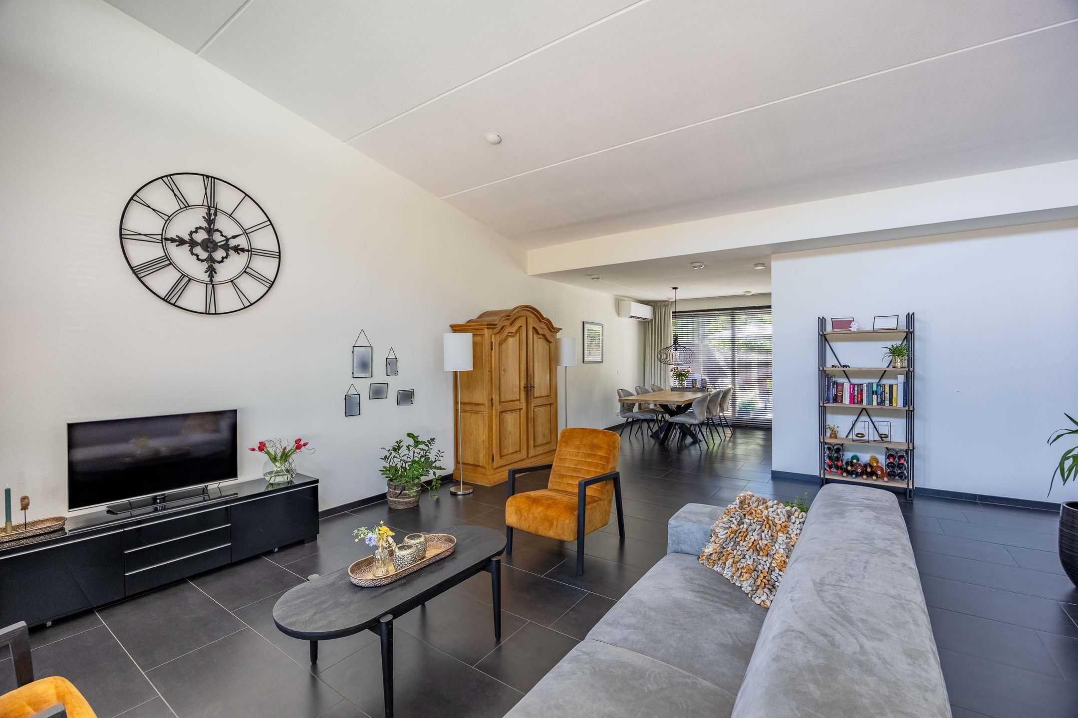Modern and Energy Efficient Patio Home with High Ceilings in Leunen — 9
