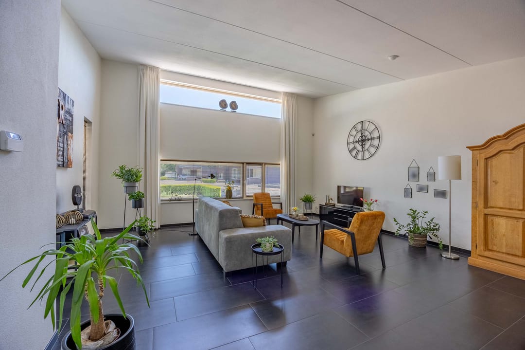 Modern and Energy Efficient Patio Home with High Ceilings in Leunen — 8
