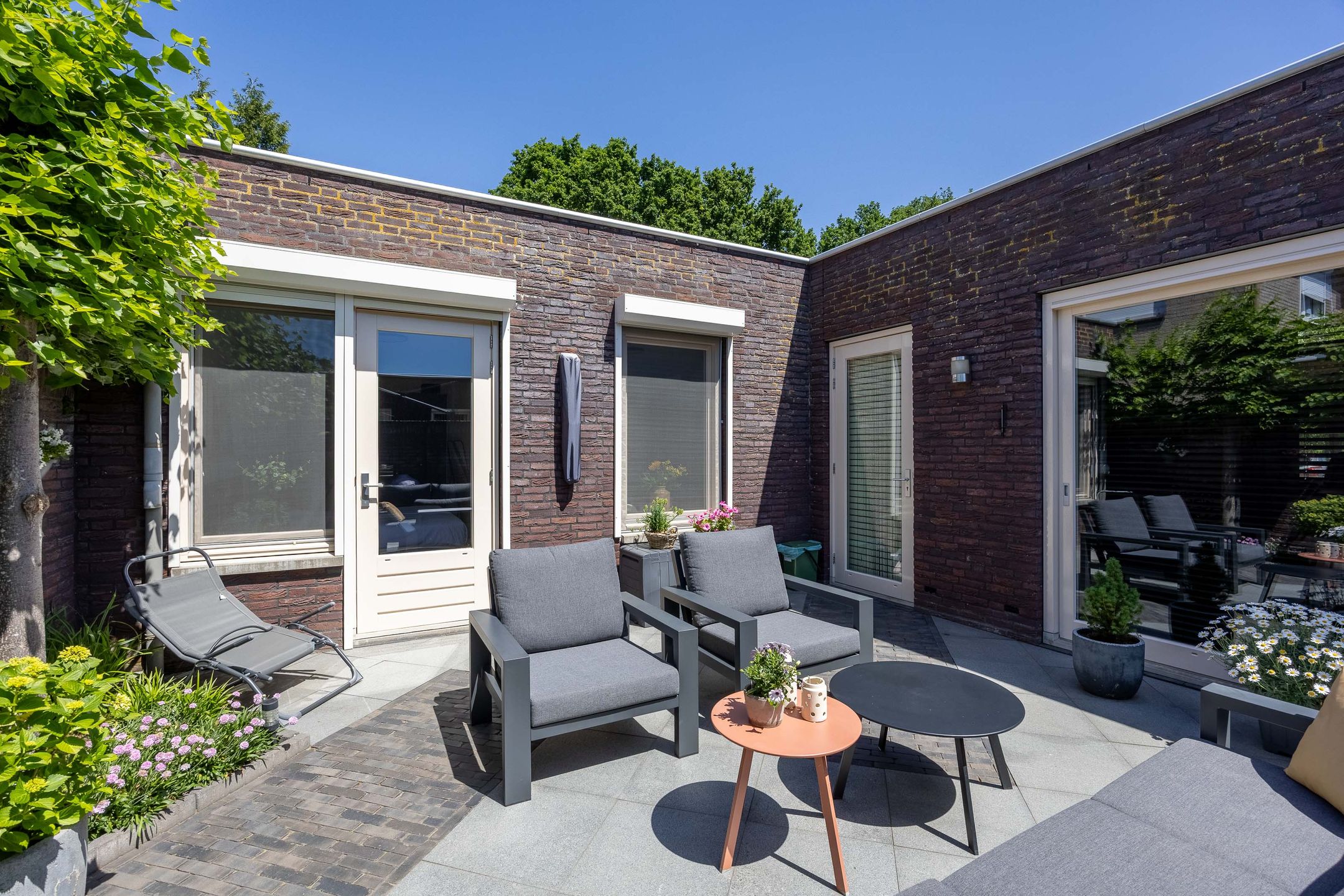 Modern and Energy Efficient Patio Home with High Ceilings in Leunen — 30