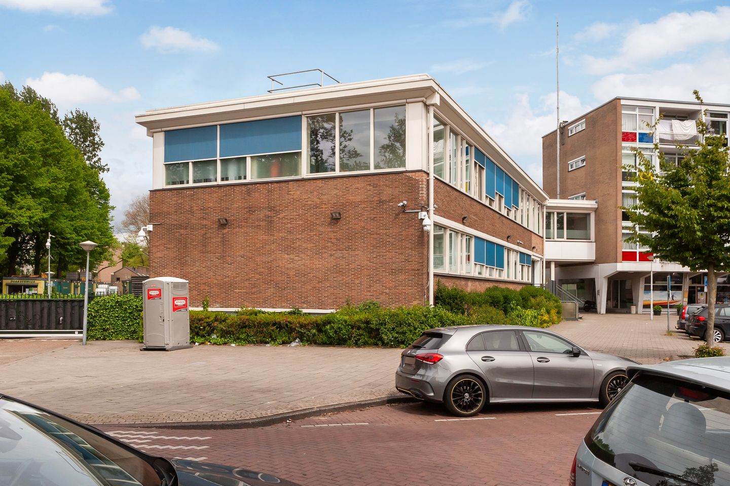 View photo 3 of Lodewijk van Deysselstraat 16