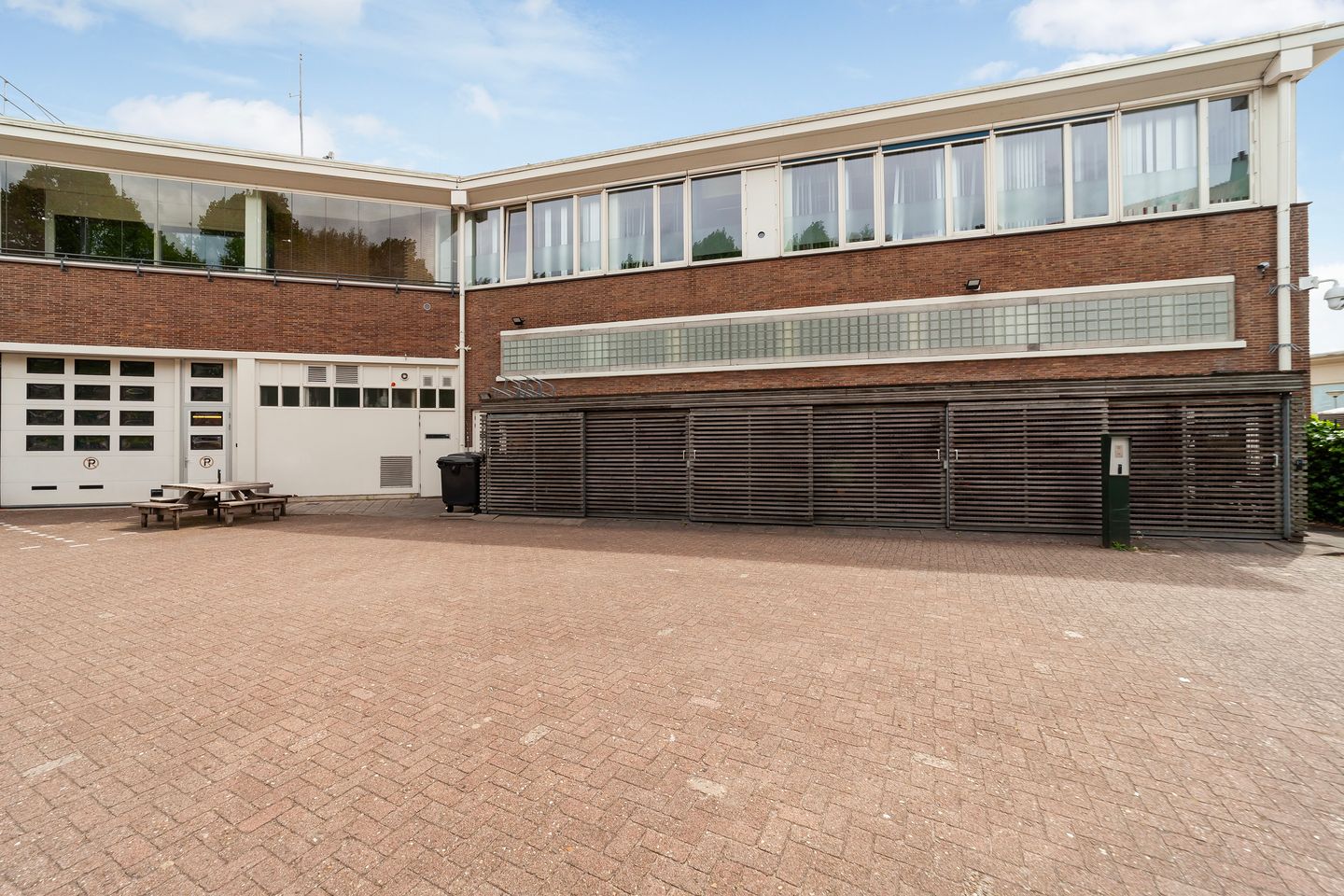 View photo 5 of Lodewijk van Deysselstraat 16