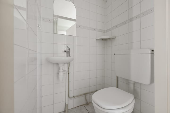 Tussenwoning te koop: Bezaanstraat 18, Zaandam