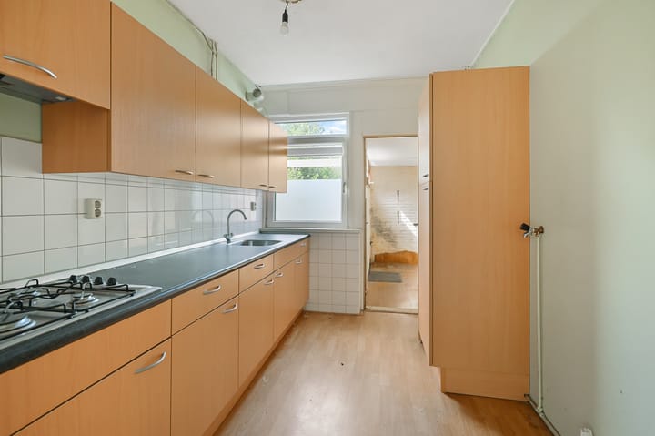 Tussenwoning te koop: Bezaanstraat 18, Zaandam