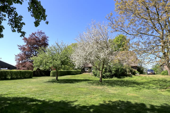 Photo 2 of Woldlakeweg 6