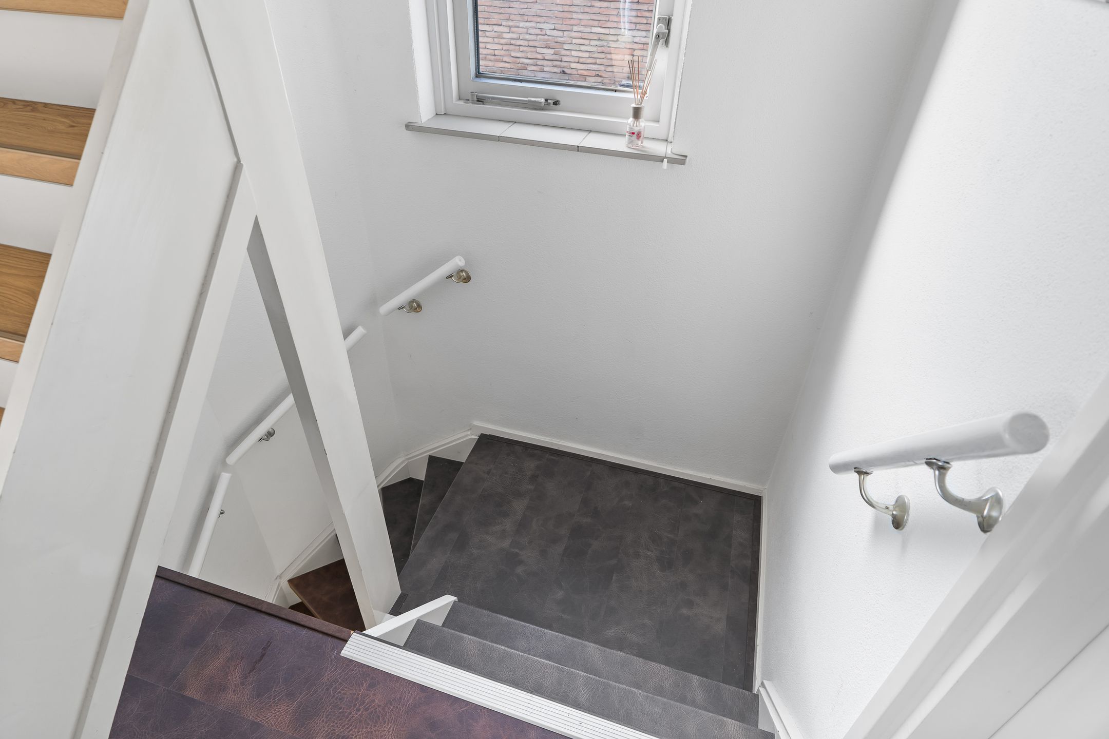 Photo 30 of Voorburgstraat 38