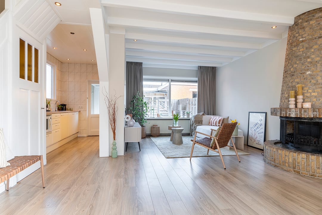 Spacious detached 1930s home with versatile outbuilding and annex in the center of Uitgeest — 13