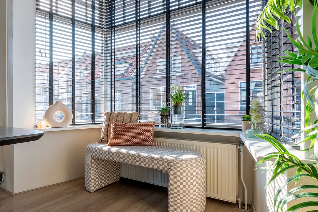 Spacious detached 1930s home with versatile outbuilding and annex in the center of Uitgeest — 17
