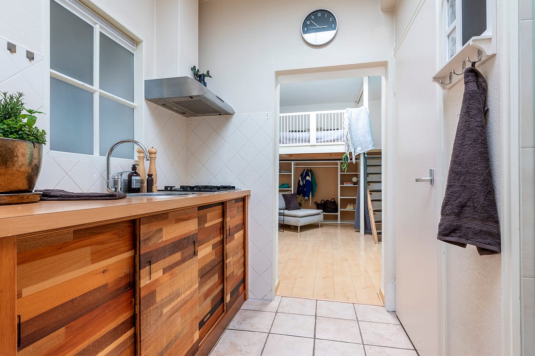 Spacious detached 1930s home with versatile outbuilding and annex in the center of Uitgeest — 53