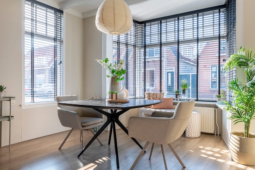 Spacious detached 1930s home with versatile outbuilding and annex in the center of Uitgeest — 16