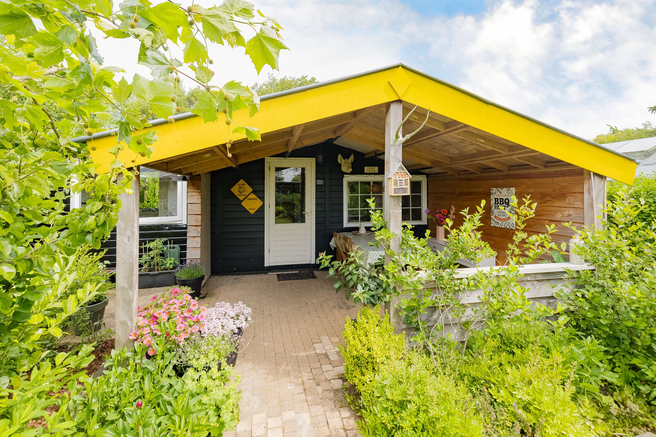 studio freehold villa in Santpoort-Zuid — photo 1 of 5