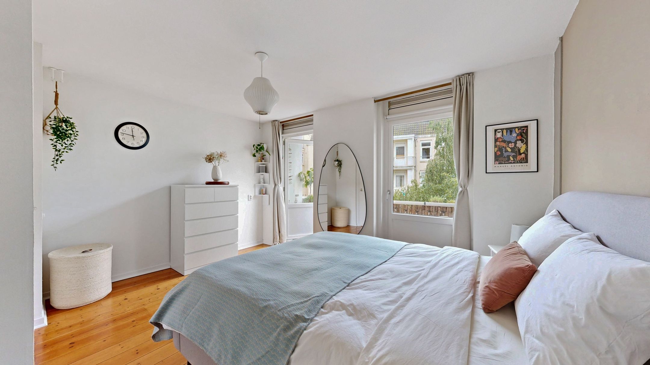 Spacious and sunny apartment with bought-off leasehold in Amsterdam's Indische Buurt — 21
