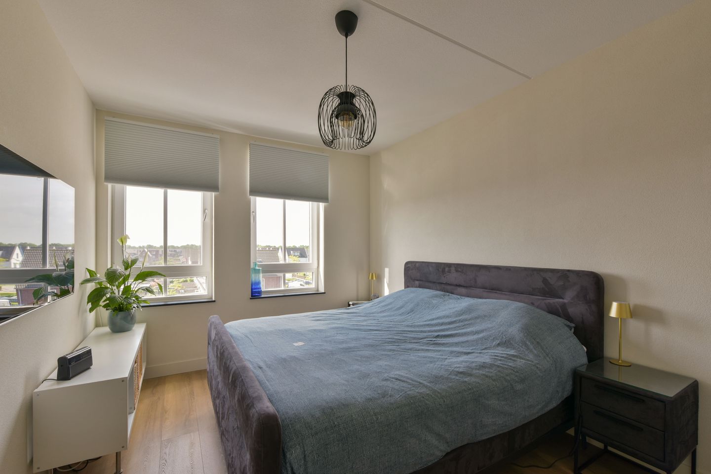 Modern 3-Room Apartment with Sunny South-Facing Balcony in Wilnis — 25