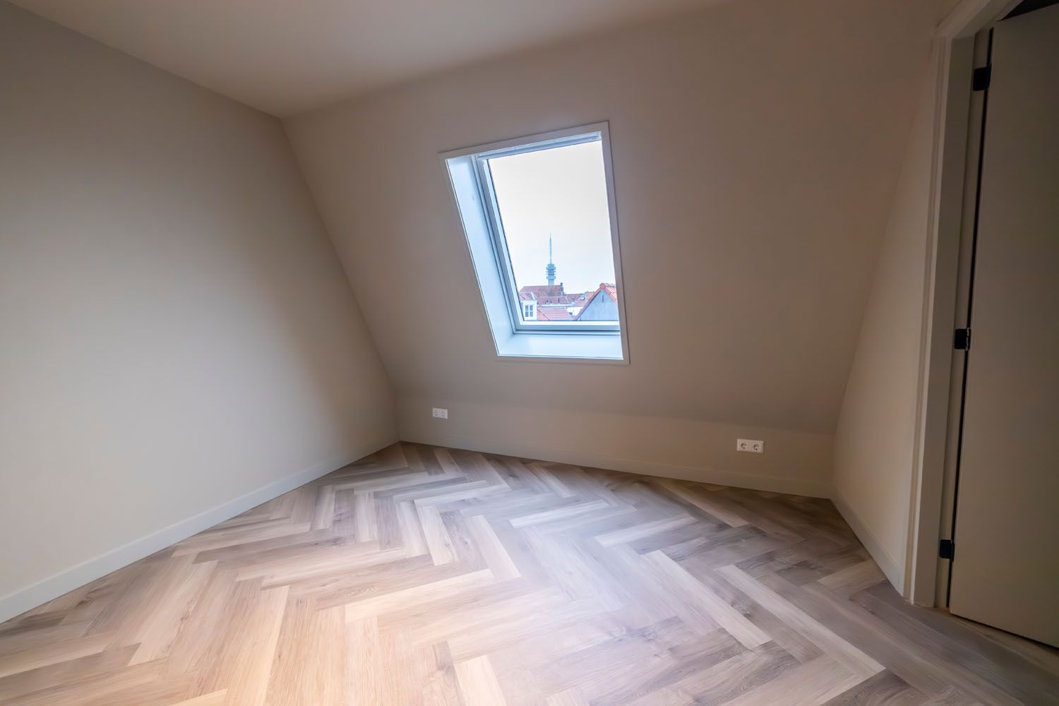 Foto 6 van Rijfelstraat 4-F