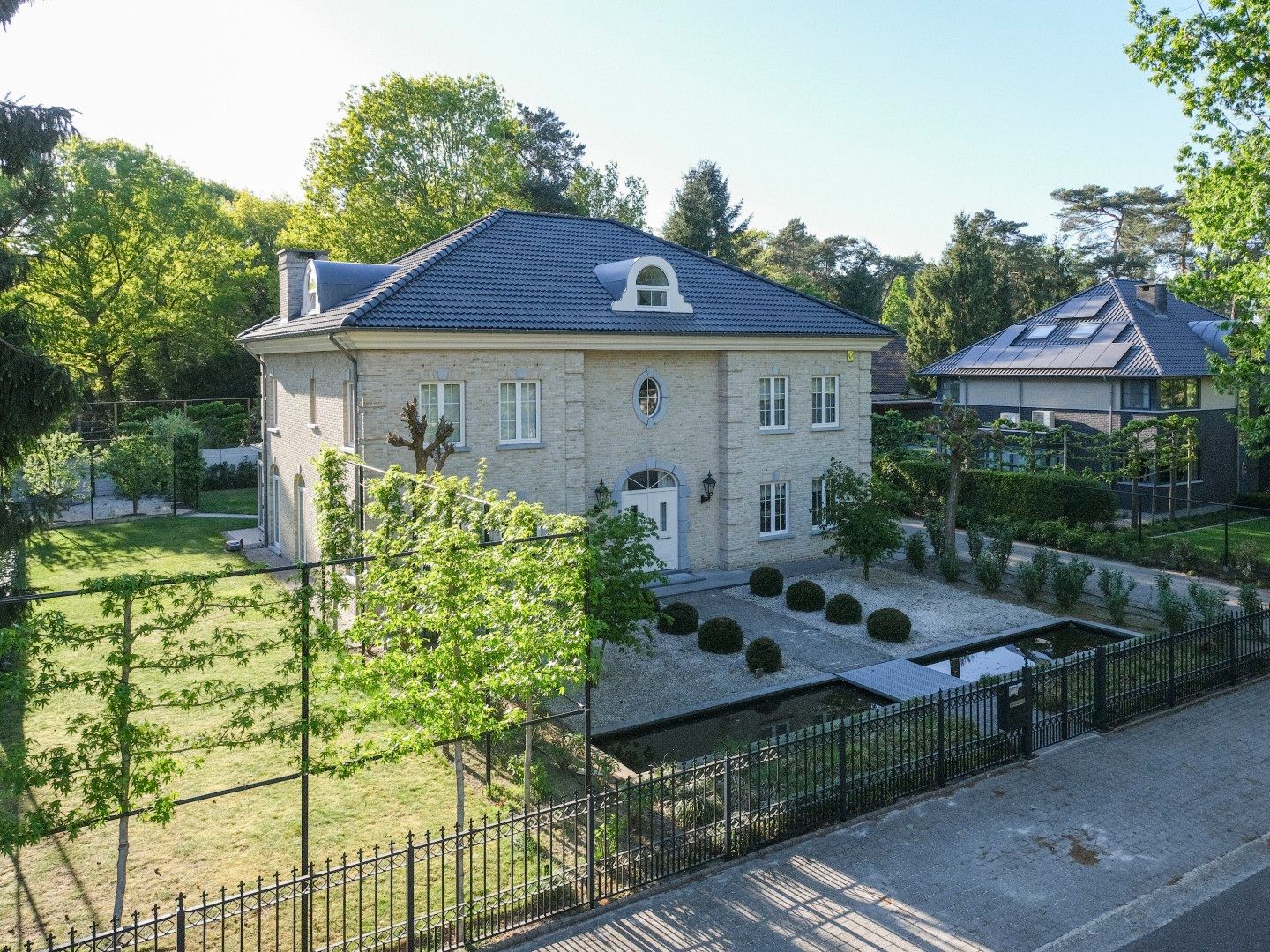 Spacious Move-in Ready Villa with Private Garden in Eksel — 29