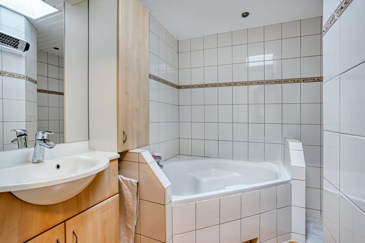 Tussenwoning te koop: Motorkade 5, Ossenzijl