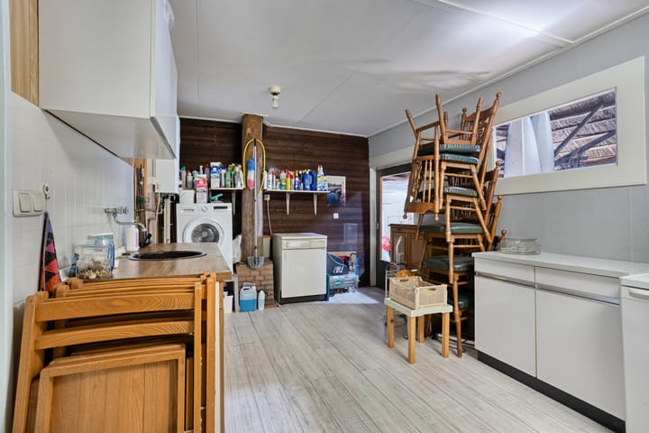 Tussenwoning te koop: Motorkade 5, Ossenzijl