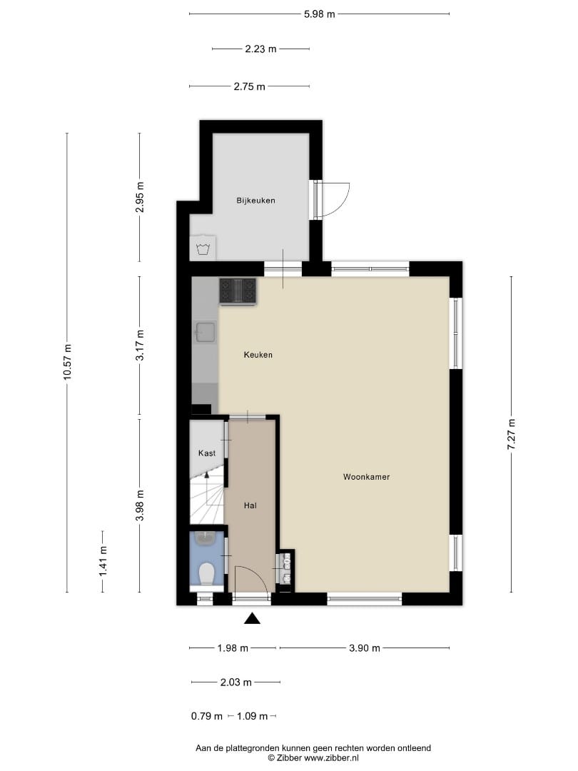 Characteristic 1930s Corner House with City Garden in Quiet Goes Location — 38