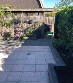 Photo 26 of Laurus Melselaan 1